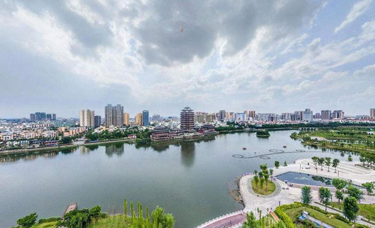 實(shí)施城市更新行動(dòng)，推動(dòng)建設(shè)高品質(zhì)生活宜居地