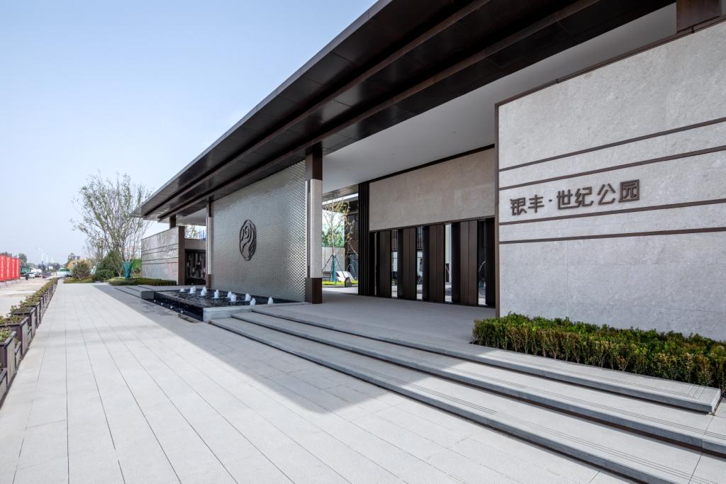 入口門(mén)頭.jpg